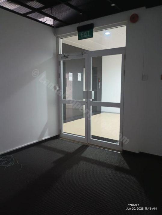 Office space for rent in Colombo 7  for Rs. 220 (per sq. ft.)