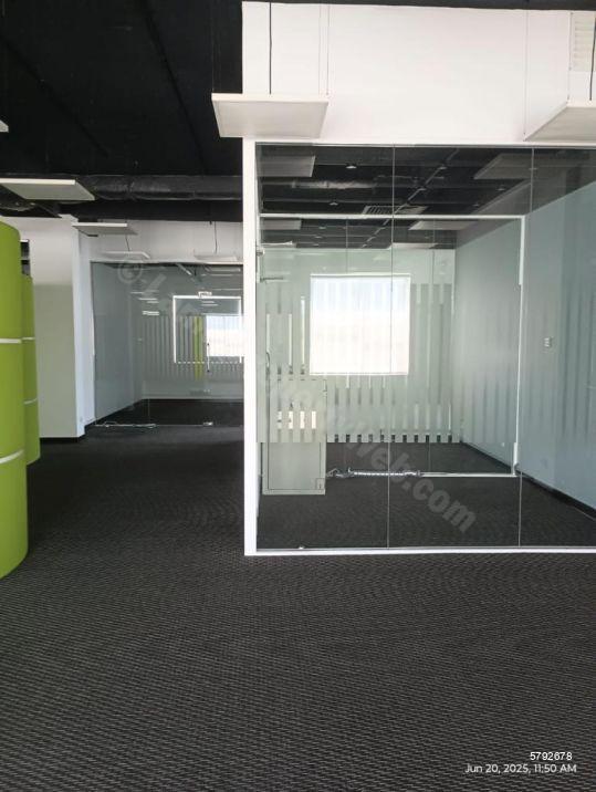 Office space for rent in Colombo 7  for Rs. 220 (per sq. ft.)