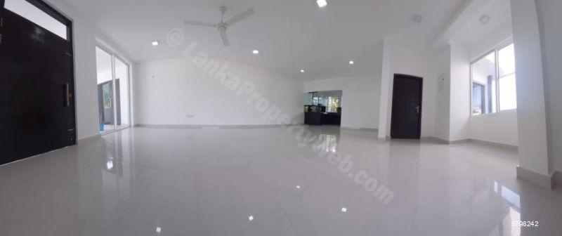 Office space for rent in Nugegoda